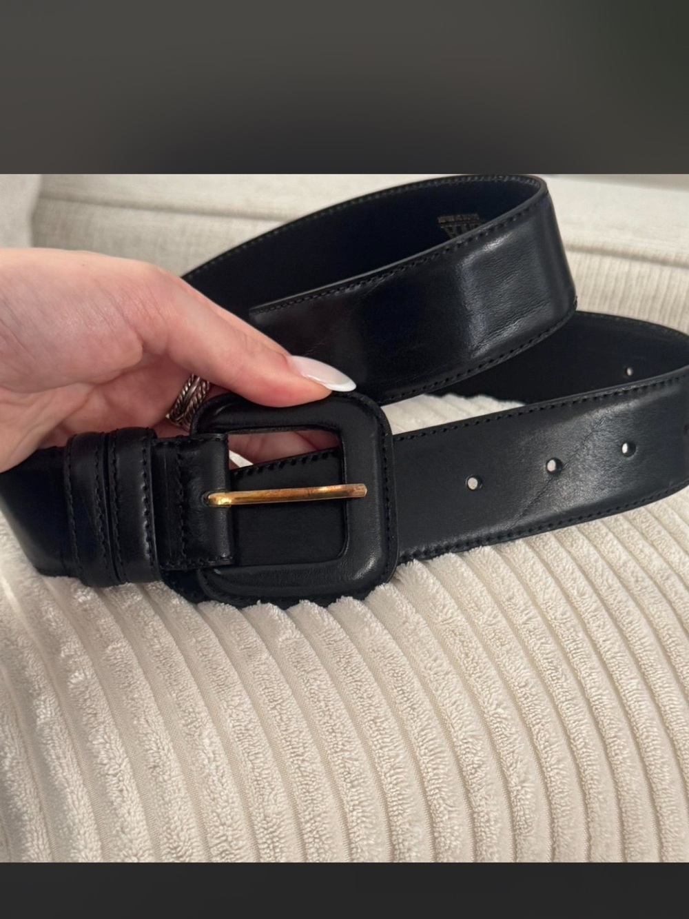 Zara Black Leather Belt with Gold Buckle - Picture 3 of 3